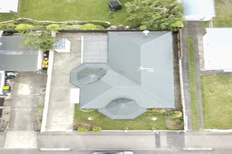 Photo of property in 32 Waterloo Street, Dannevirke, 4930