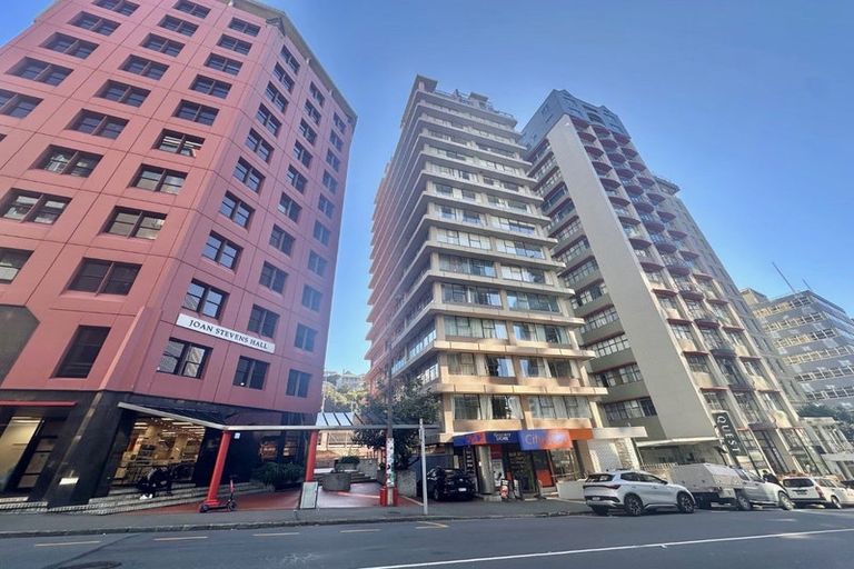 Photo of property in Terrace Tower Apartments, 2b/126 The Terrace, Wellington Central, Wellington, 6011