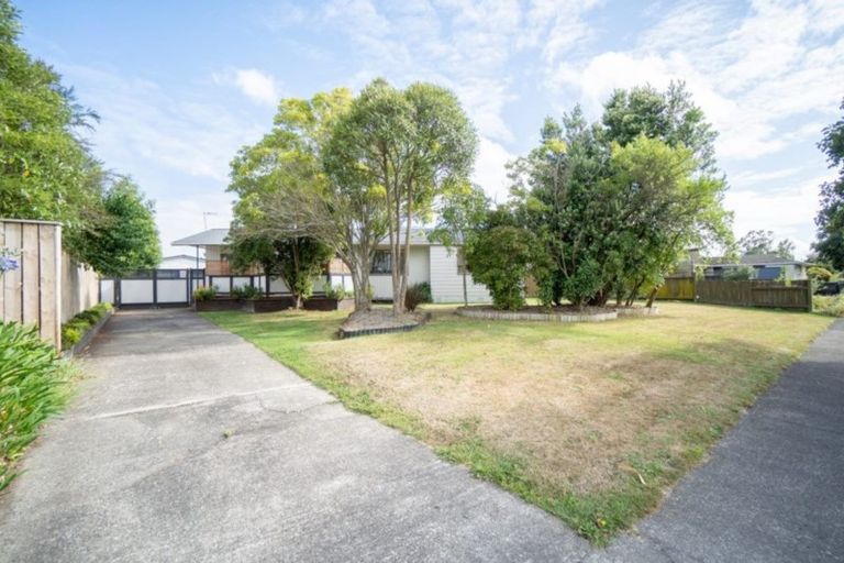 Photo of property in 35 Meadowbrook Drive, Cloverlea, Palmerston North, 4412