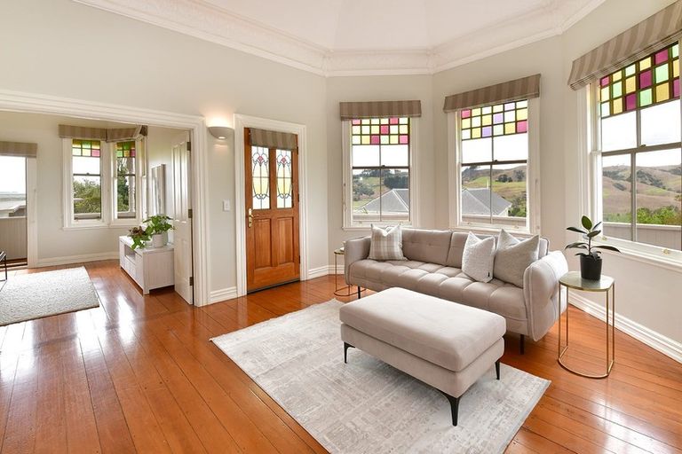 Photo of property in 17c Nelson Street, Helensville, 0800