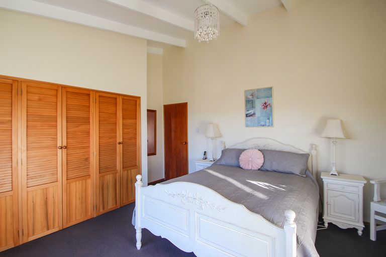 Photo of property in 27 Essex Street, Weston, Oamaru, 9401