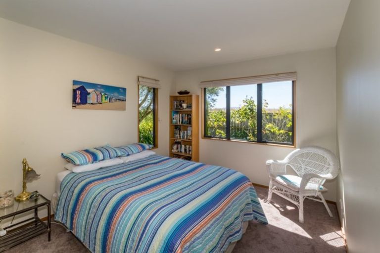 Photo of property in 127 Park Terrace, Waikuku Beach, 7473