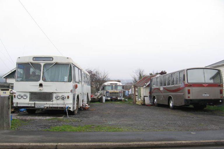 Photo of property in 16 Bradshaw Street, South Dunedin, Dunedin, 9012