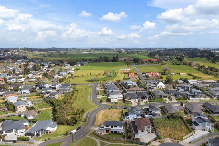 Photo of property in 9 Regis Park Drive, Pukekohe, 2120