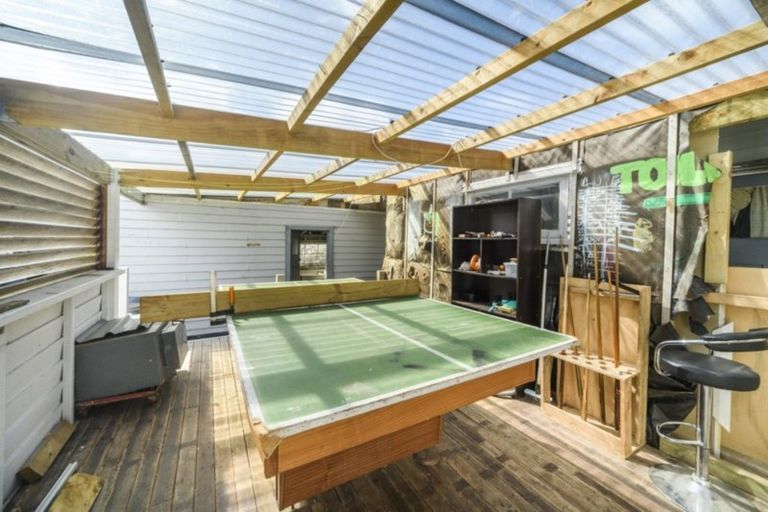 Photo of property in 12 Douglas Street, West End, Palmerston North, 4412