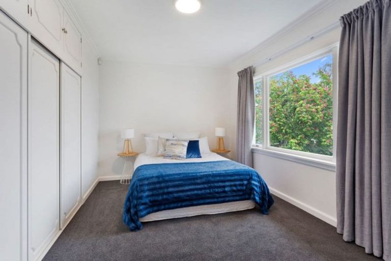 Photo of property in 129 Major Hornbrook Road, Mount Pleasant, Christchurch, 8081