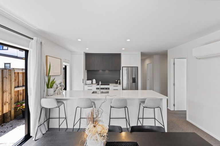 Photo of property in 56 Jacks Landing Drive, Hamilton Lake, Hamilton, 3204