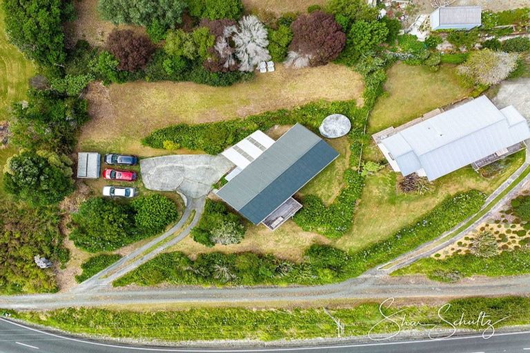 Photo of property in 1111 Whakapirau Road, Whakapirau, Maungaturoto, 0583