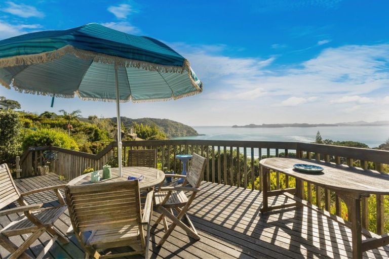 Photo of property in 11 Russell Heights, Russell, 0202