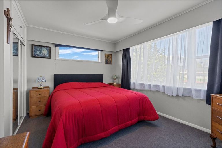 Photo of property in 13 Burn Street, Levin, 5510
