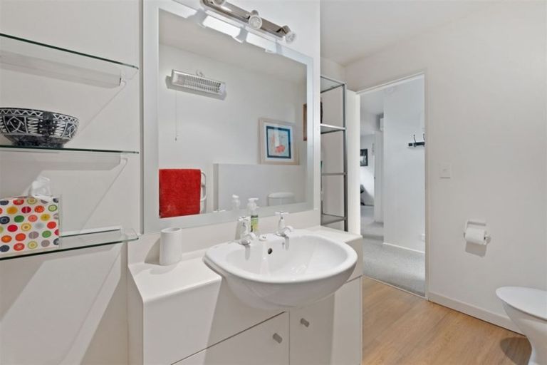 Photo of property in 4/36 Tenby Street, Wanaka, 9305