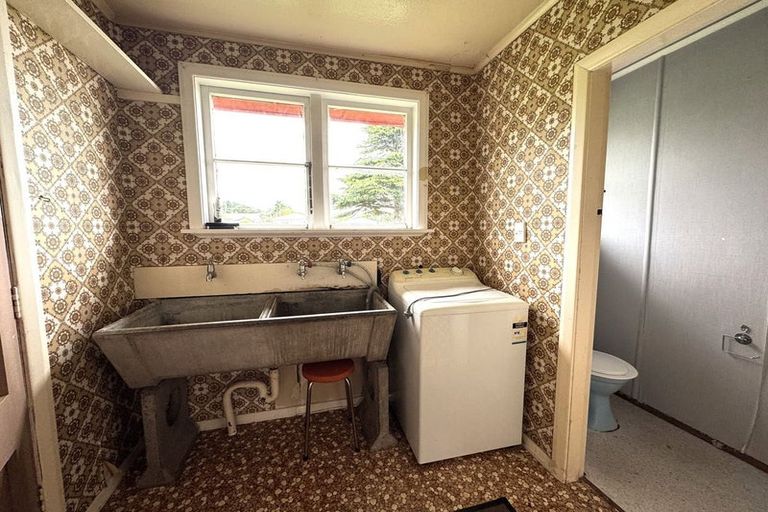 Photo of property in 14 Market Street, Kaitangata, 9210