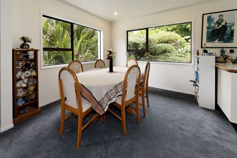 Photo of property in 317 Huia Road, Titirangi, Auckland, 0604
