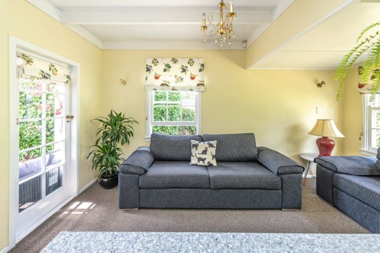 Photo of property in 34 Oakland Avenue, Saint Johns Hill, Whanganui, 4500