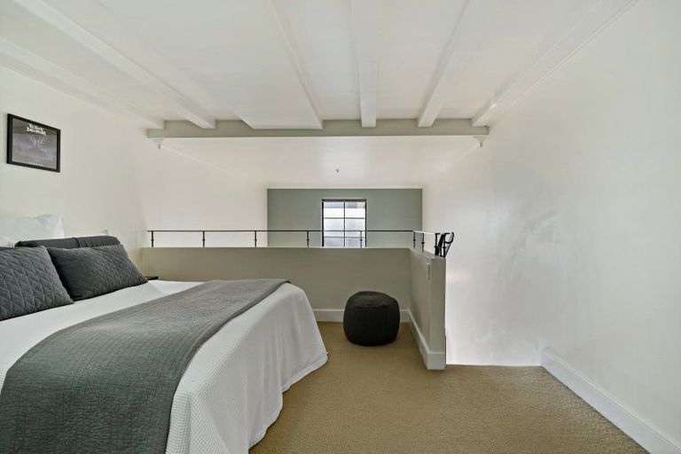 Photo of property in Dakota Buildings, 2c/3 Cheshire Street, Parnell, Auckland, 1052