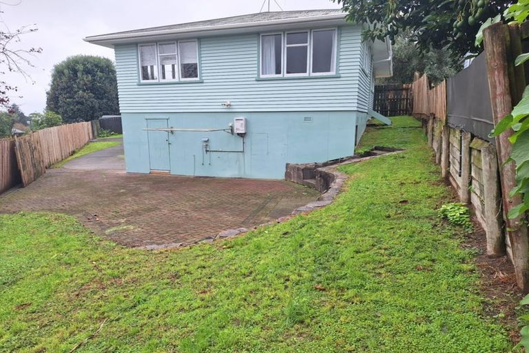 Photo of property in 33 Henderson Crescent, Parkvale, Tauranga, 3112