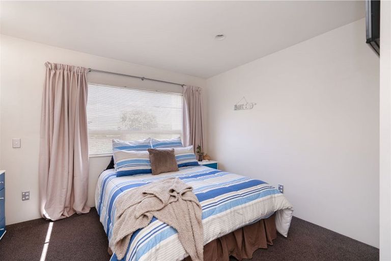 Photo of property in 43 Langdale Avenue, Paraparaumu, 5032