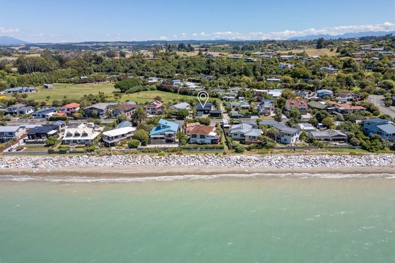 Photo of property in 12 Broadsea Avenue, Ruby Bay, Mapua, 7005