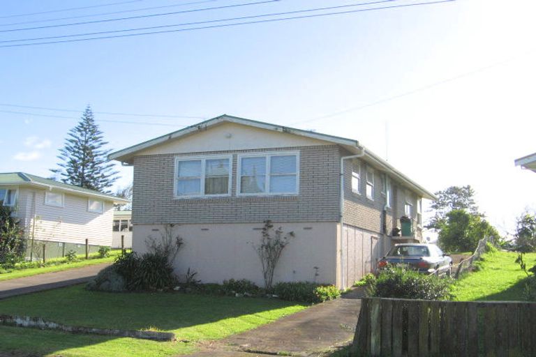 Photo of property in 9 Whitley Crescent, Otara, Auckland, 2023
