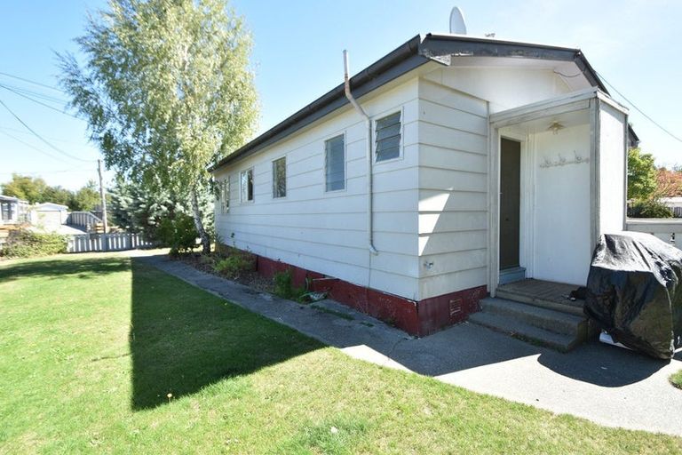 Photo of property in 10 Cass Crescent, Twizel, 7901