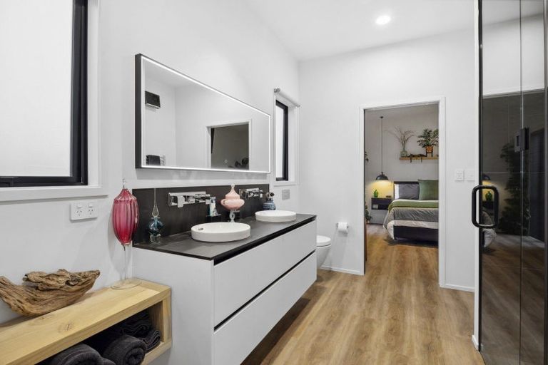 Photo of property in 17 Neidpath Road, Mornington, Dunedin, 9011