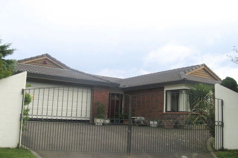 Photo of property in 6 Lemonwood Grove, Maungaraki, Lower Hutt, 5010