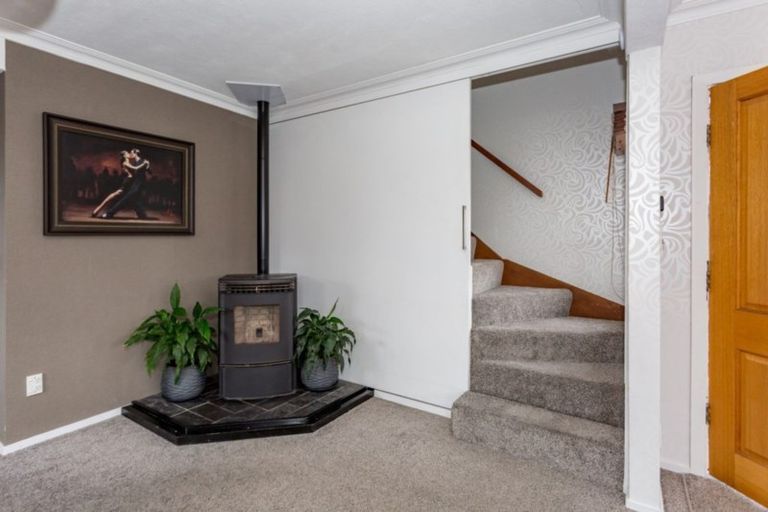 Photo of property in 12a Seymour Street, Hornby, Christchurch, 8042