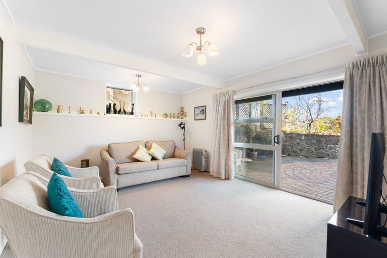 Photo of property in 19 Trinidad Road, Sunnynook, Auckland, 0620