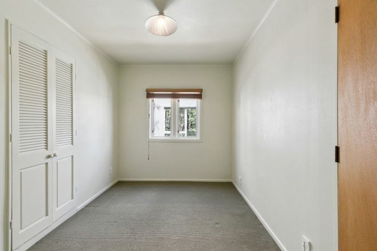 Photo of property in 89 Renown Road, Raumati South, Paraparaumu, 5032