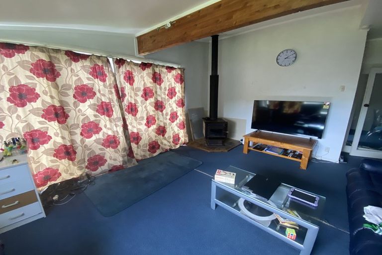 Photo of property in 87 Konini Road, Titirangi, Auckland, 0604