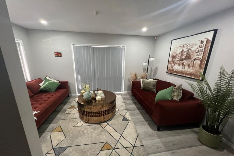 Photo of property in 73 Marendellas Drive, Bucklands Beach, Auckland, 2014