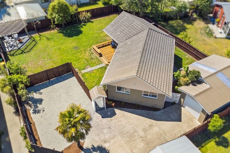 Photo of property in 447b Mairehau Road, Parklands, Christchurch, 8083