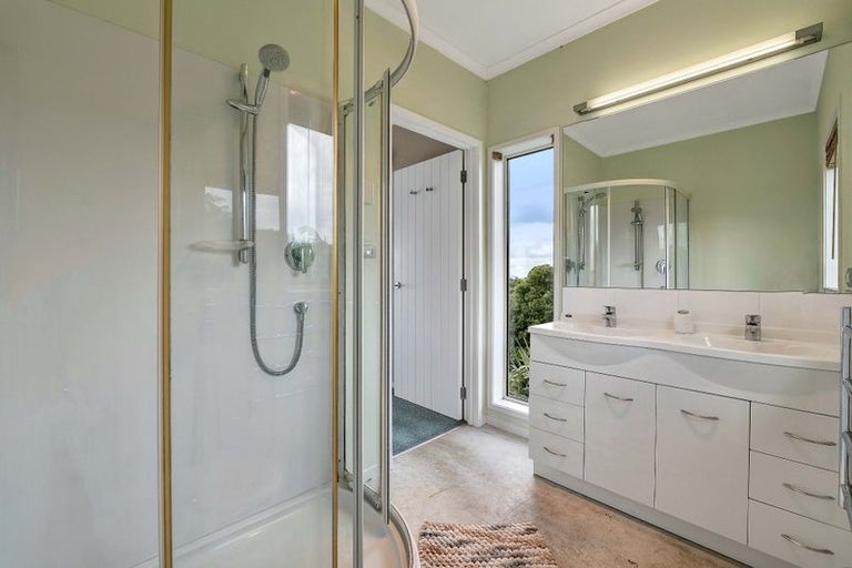 Photo of property in 40 Maunga Heights, Hurworth, New Plymouth, 4371