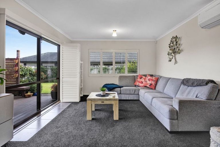 Photo of property in 5 Marlin Terrace, Bell Block, New Plymouth, 4312