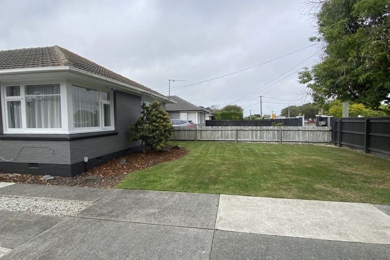 Photo of property in 71 Breezes Road, Avondale, Christchurch, 8061