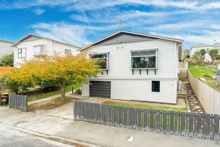 Photo of property in 32 Bernard Street, Kenmure, Dunedin, 9011