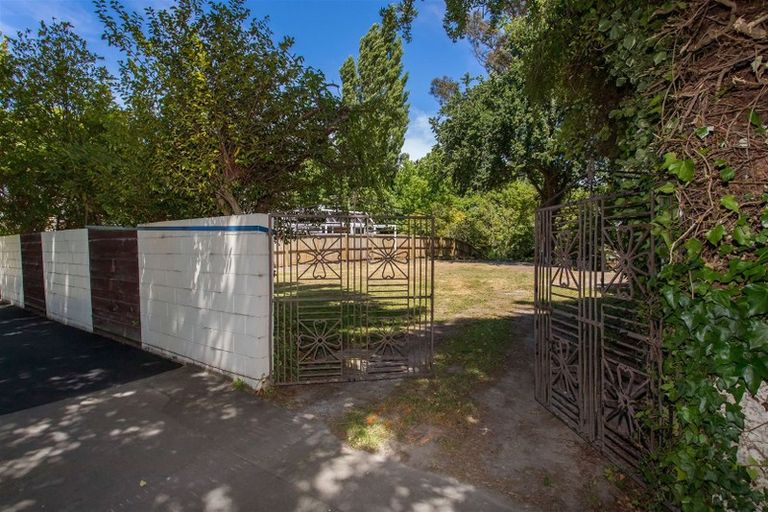 Photo of property in 57 Parkstone Avenue, Ilam, Christchurch, 8041