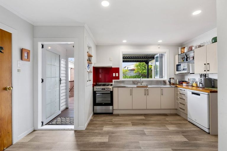 Photo of property in 53 Coronation Road, Morrinsville, 3300