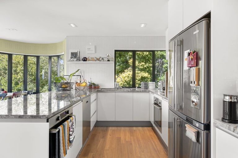 Photo of property in 37 Macmillan Avenue, Cashmere, Christchurch, 8022