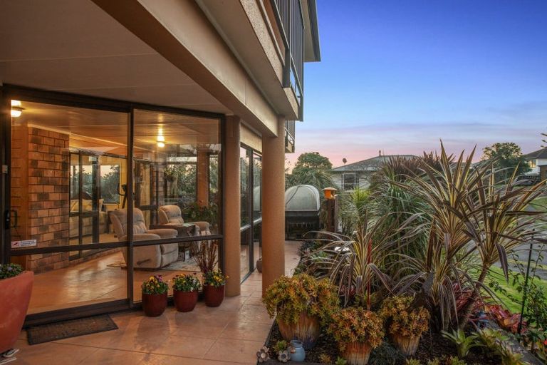 Photo of property in 14 Commodores Close, Coastlands, Whakatane, 3120