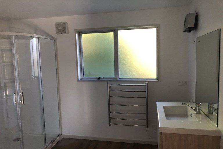 Photo of property in 25 Hunter Crescent, Wanaka, 9305