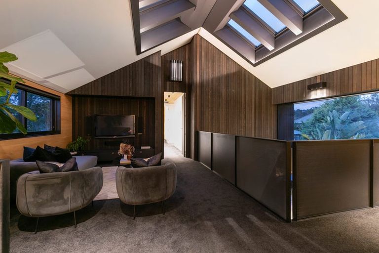 Photo of property in 60 Churchouse Road, Greenhithe, Auckland, 0632