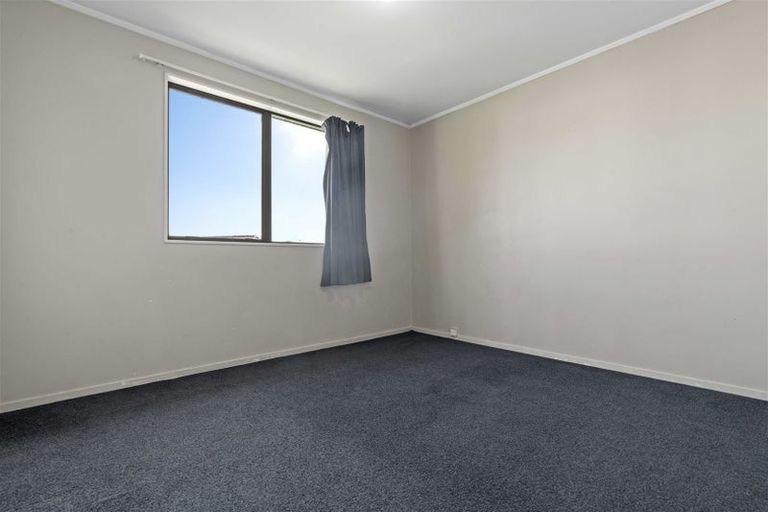 Photo of property in 4/1 Rebecca Rise, Weymouth, Auckland, 2103