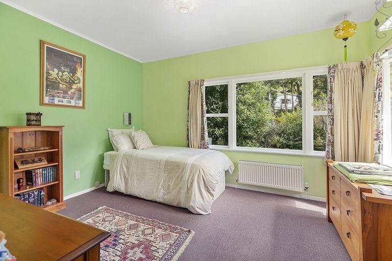 Photo of property in 31 Chester Road, Tawa, Wellington, 5028