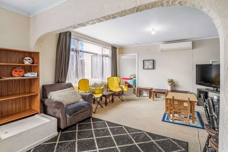 Photo of property in 40 Thyra Street, Dannevirke, 4930