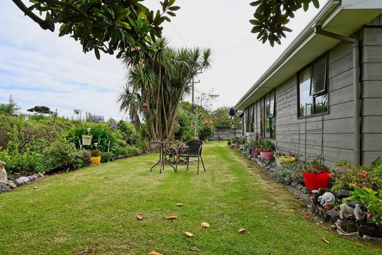 Photo of property in 11 Corbett Street, Hector, 7822