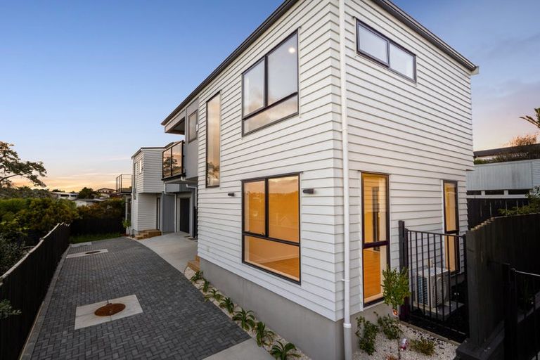 Photo of property in 24b Killarney Avenue, Torbay, Auckland, 0630
