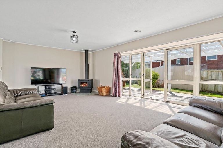 Photo of property in 15 Wishart Crescent, Cromwell, 9310