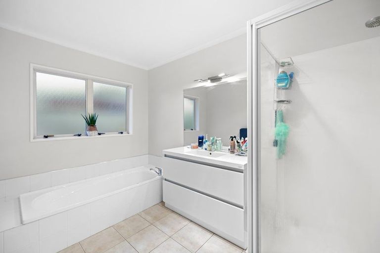 Photo of property in 19 Palliser Drive, Huntington, Hamilton, 3210