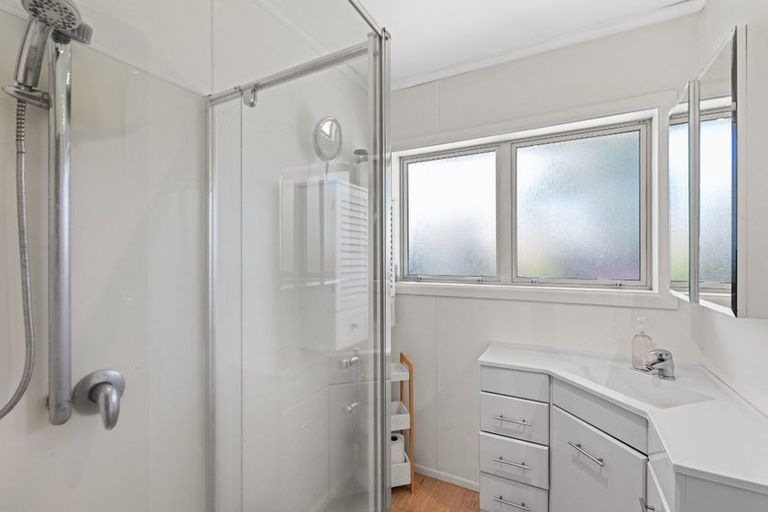 Photo of property in 3 Besant Place, Avondale, Christchurch, 8061